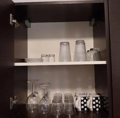 Center Floor Big Balcony 2br Close To The Appartamento