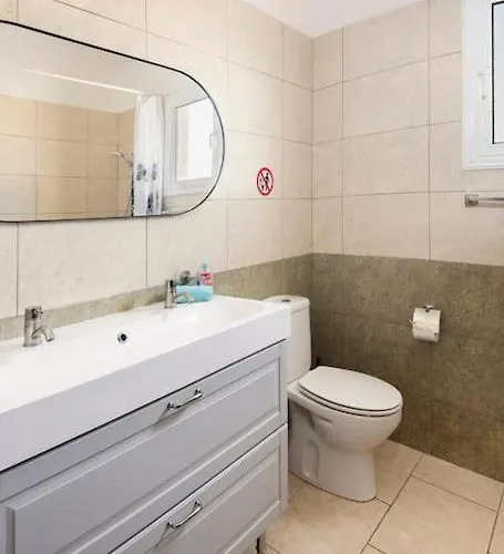 Center Floor Big Balcony 2br Close To The * Ларнака