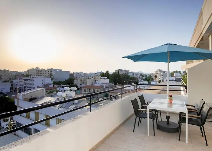 Center Floor Big Balcony 2br Close To The Апартаменты *